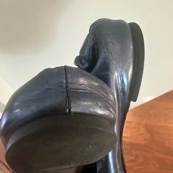 Tory Burch Blue Flats with Signature Logo - Picture 8 of 8